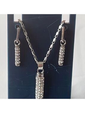 Neiman Marcus Silver Rhinestone Necklace and Earring Set